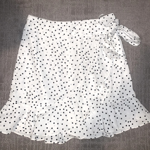 Princess Polly polka dot mini skirt - Picture 1 of 3